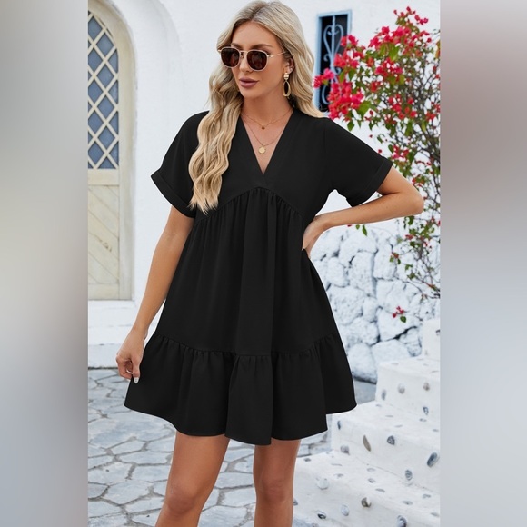 Sunny Afternoon Short Sleeve Casual Dresses - Picture 1 of 3